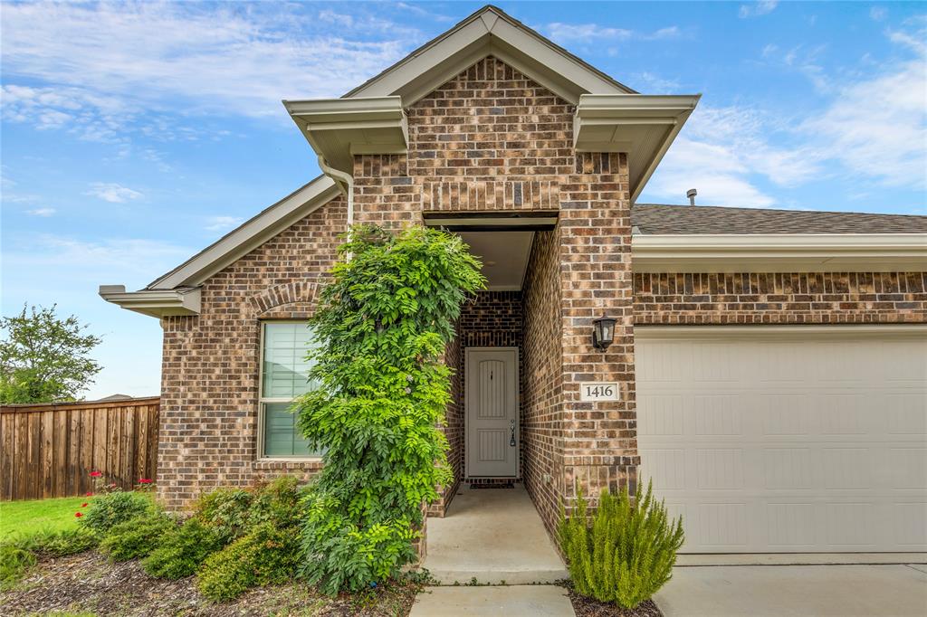 1416 Buttonbush Circle