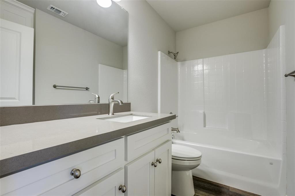 SUMMERWOOD I - Residential Lease