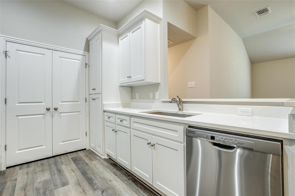 SUMMERWOOD I - Residential Lease