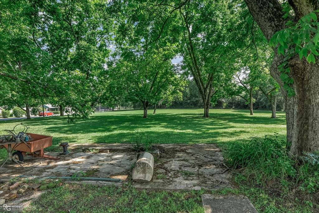 1102 Shreveport Road