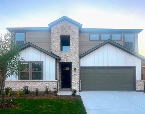 15033 Hierba Mora Drive Fort Worth TX 76052