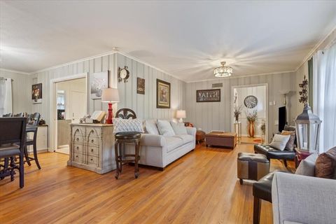 Tiny photo for 3600 Parkwood Street, Waco, TX 76710 (MLS # 21091492)