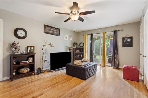 Tiny photo for 3600 Parkwood Street, Waco, TX 76710 (MLS # 21091492)