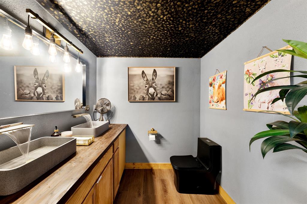 Lakeway Harbor - Residential