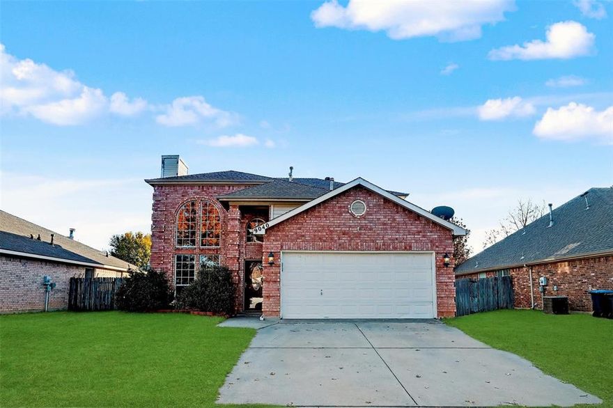 Welcome to this beautifully maintained home in the desirable River Trails neighborhood, offering the perfect blend of comfort, convenience, and true move-in-ready living. 2026 roof, pool lining, upstairs HVAC, 2024 downstairs HVAC, and 2025 water heater. Designed for both everyday life and effortless entertaining, this home provides generous space for gathering and relaxation.Step inside to a spacious living room that flows seamlessly into the dining area, all enhanced by an abundance of natural light throughout. The kitchen features granite countertops and a gas cooktop, ideal for home chefs and casual meals in the breakfast nook area. Enjoy added peace of mind with a newly installed water heater, allowing the next owner to move in without a to-do list. All secondary bedrooms are well-sized and located upstairs. The primary suite has more than enough space for a king bed and a nightstand. The primary bathroom offers freshly painted cabinetry, dual sinks, a garden tub, and a separate walk-in shower, creating a relaxing retreat. Families and commuters alike will love the prime location, with an elementary school within walking distance and easy access to shopping, dining, and major highways all just minutes away. *APPROVED FOR 100% FINANCING*