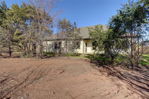 A home in Granbury