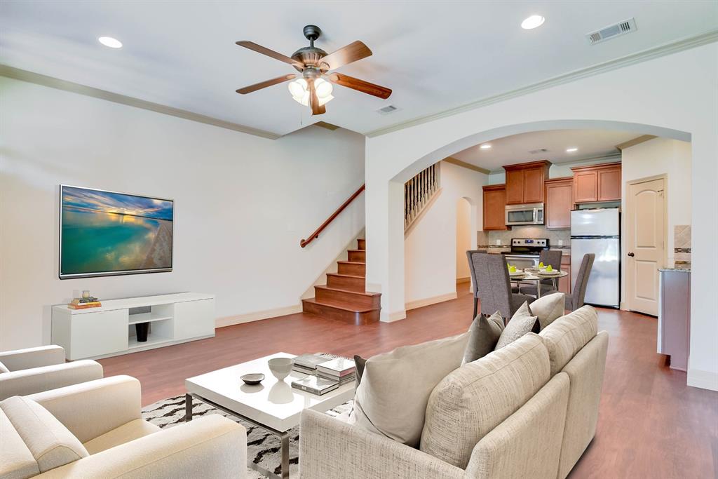 FRISCO HEIGHTS ADDITION - Residential Lease