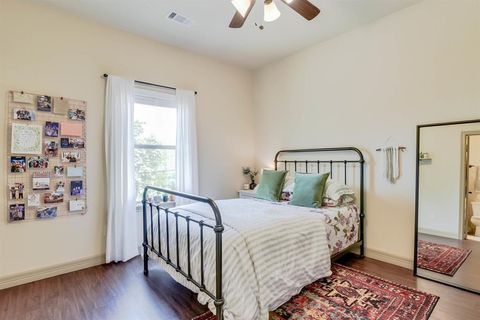 Tiny photo for 2724 Forest Park Boulevard, Fort Worth, TX 76110 (MLS # 21051930)