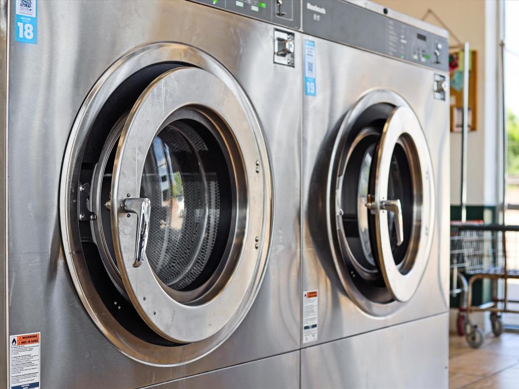 Certerville Terrece - Commercial Sale