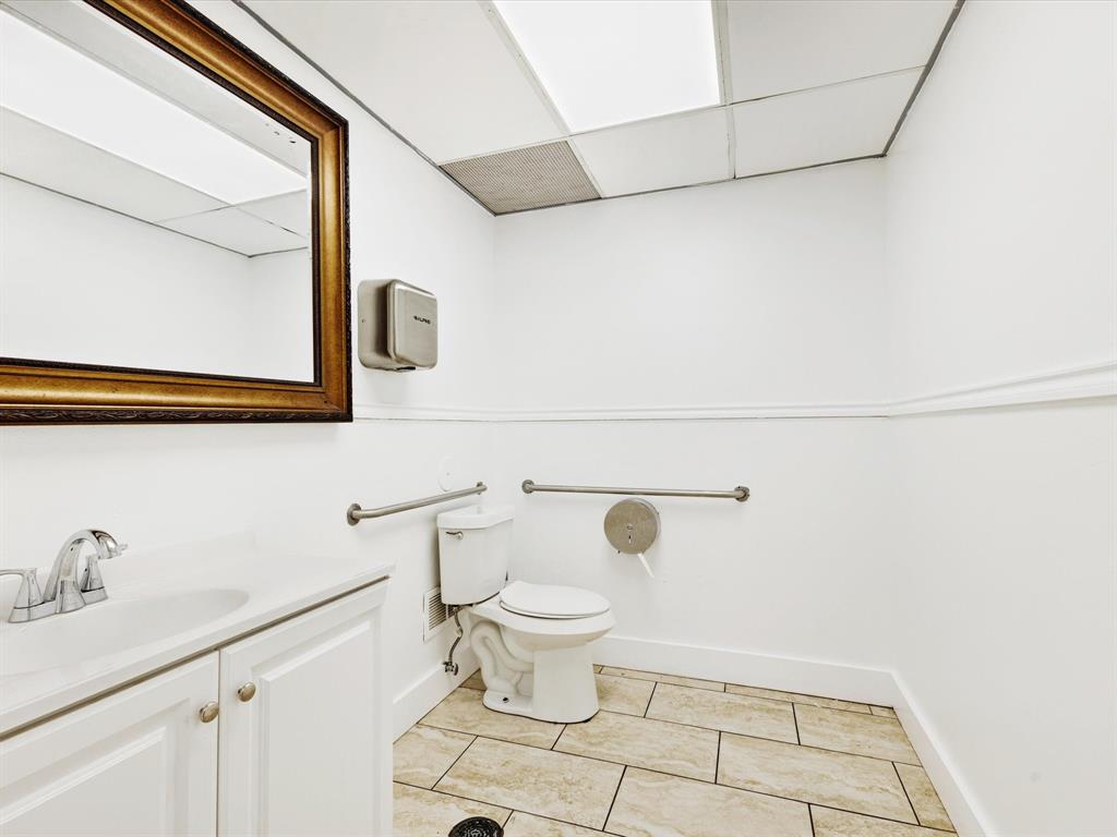 Certerville Terrece - Commercial Sale