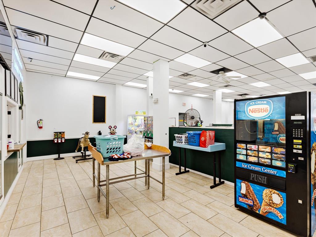 Certerville Terrece - Commercial Sale