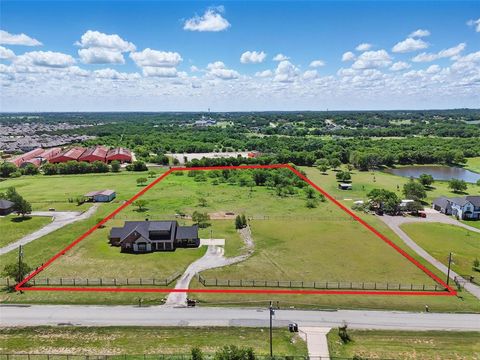 1225 County Road 1021 Burleson TX 76028
