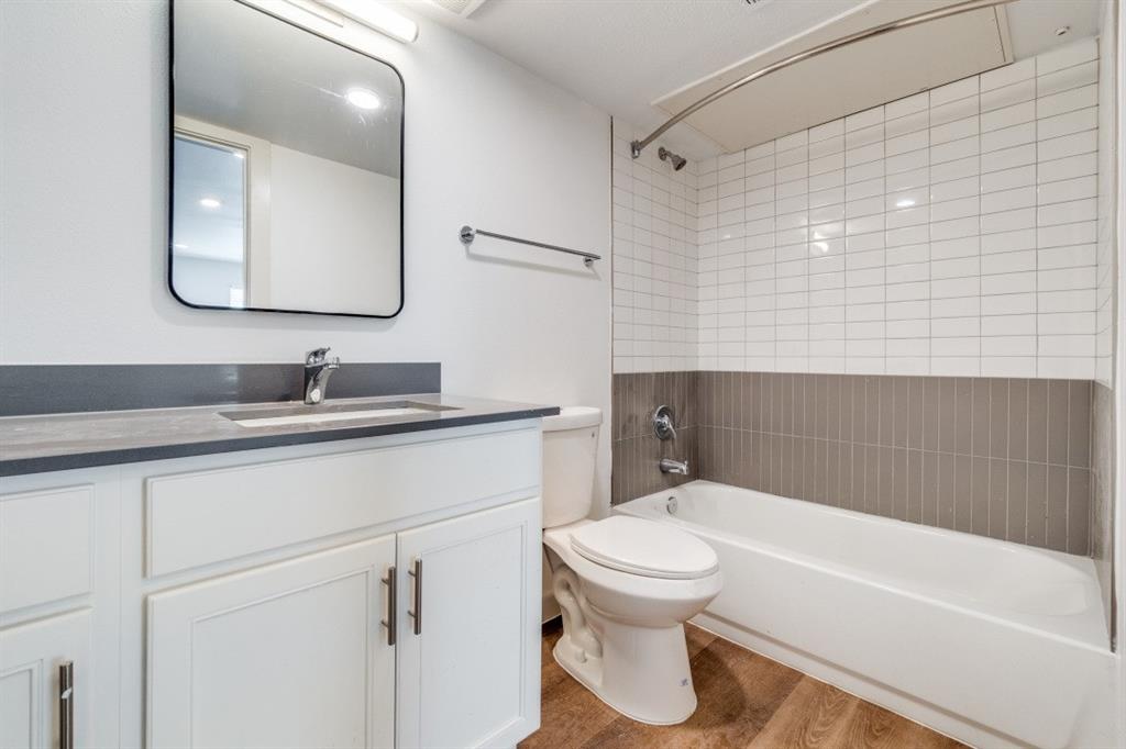 Lake Cliff Place Add - Residential Lease