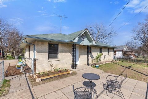 A home in Kemp