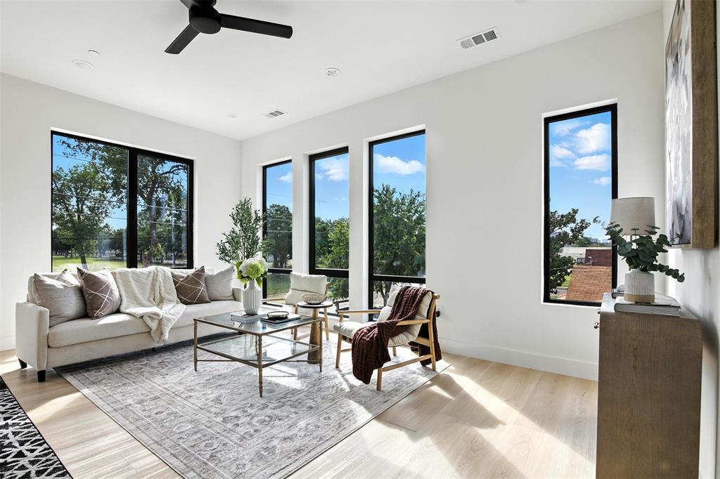 O A TEAL - Residential