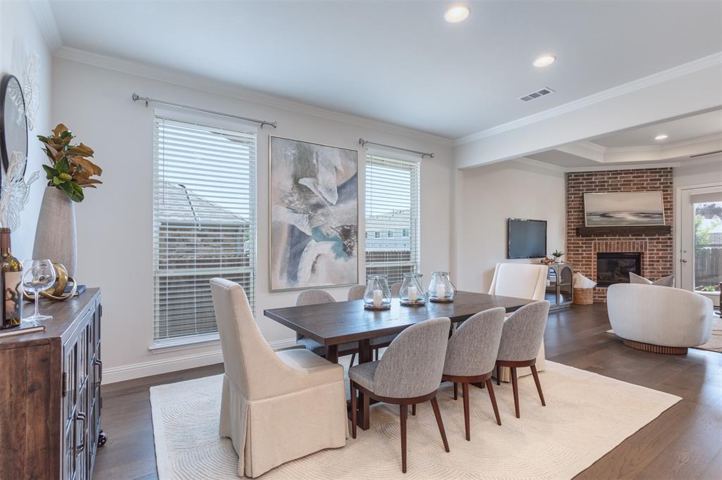 2425 Chapel Oaks Drive