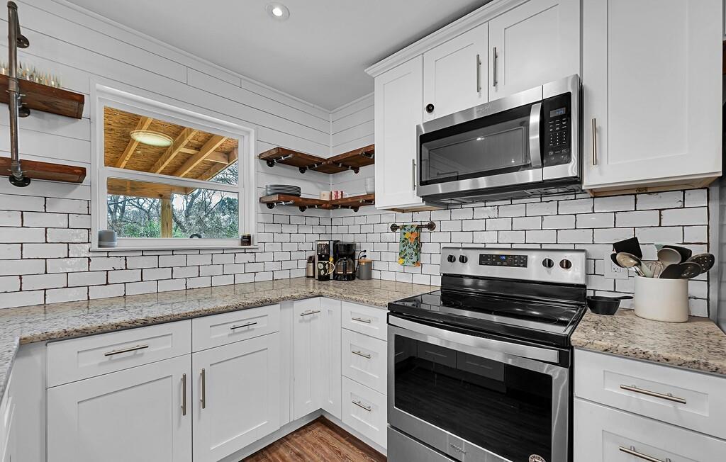 Highland Woods - Residential