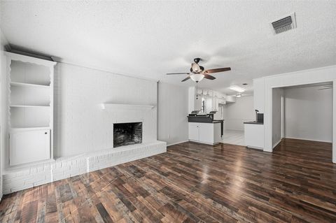 Tiny photo for 6320 Lunar Drive, Edgecliff Village, TX 76134 (MLS # 21101216)