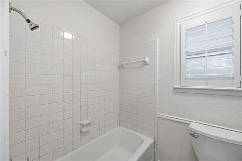 Tiny photo for 6320 Lunar Drive, Edgecliff Village, TX 76134 (MLS # 21101216)