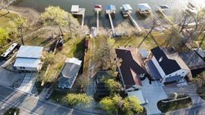 1028 W Lake Drive