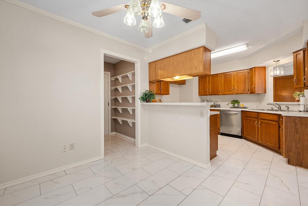 Turf Club Estates Add - Residential