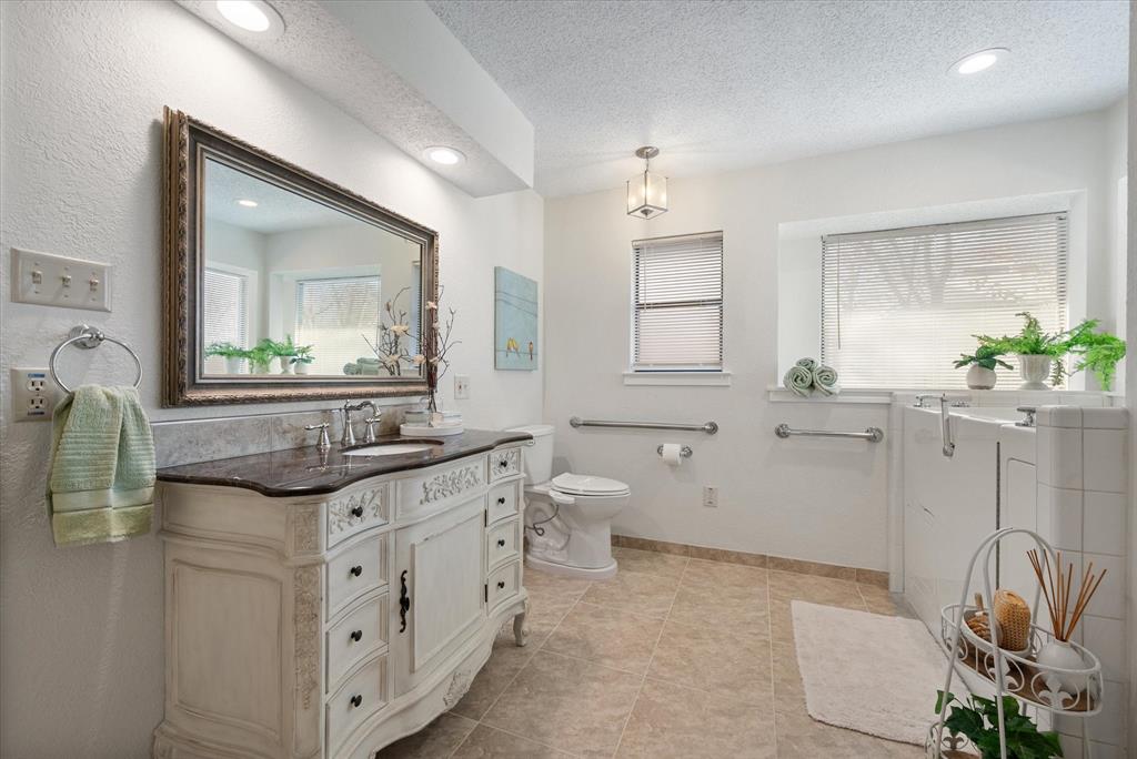 Turf Club Estates Add - Residential