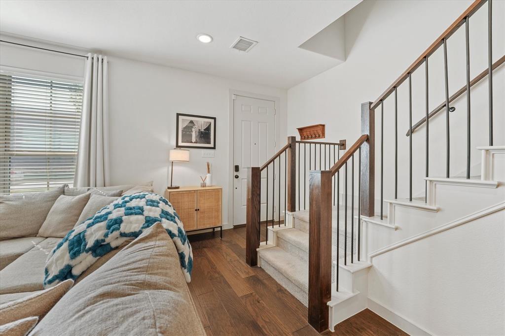 Ridge View Twnhms - Residential Lease