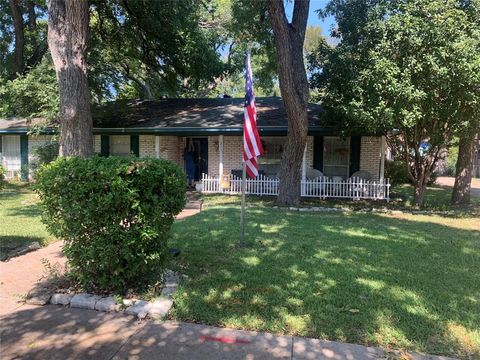 A home in DeSoto