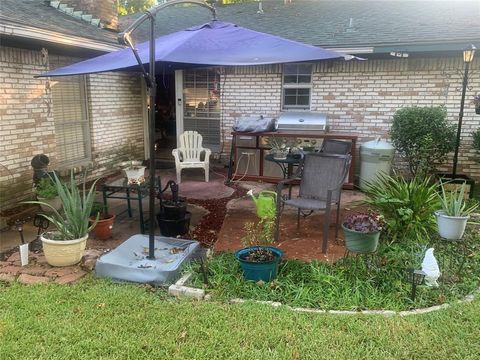 A home in DeSoto