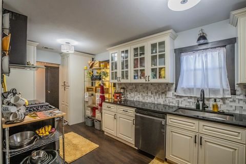 2832 Rosebud Lane, Richland Hills, TX 76118 - #: 20873151