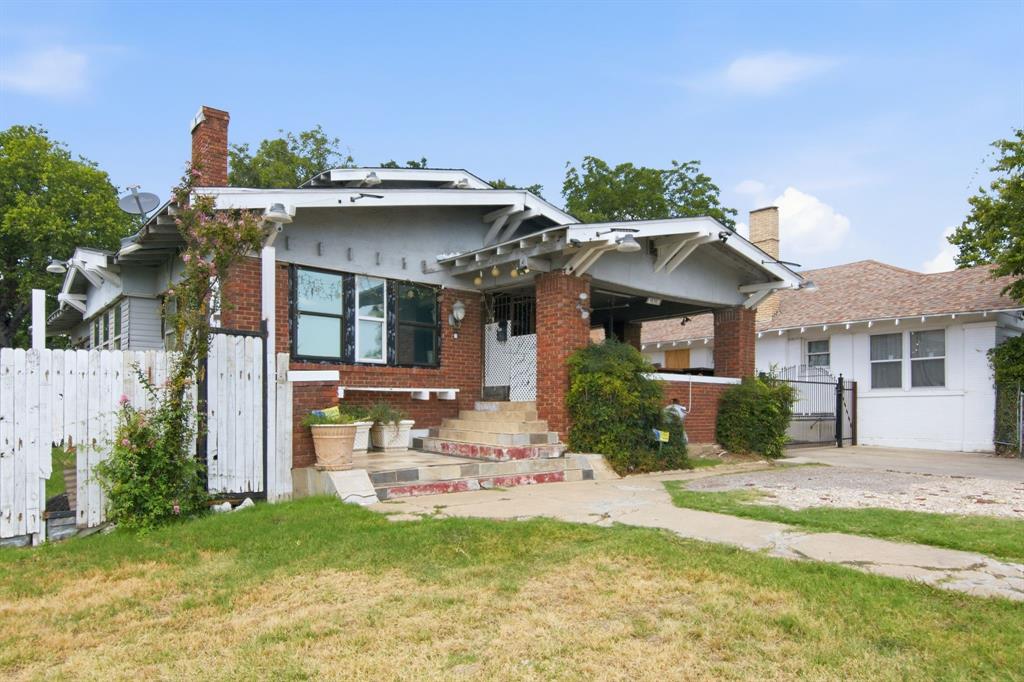 2929 E Lancaster Avenue