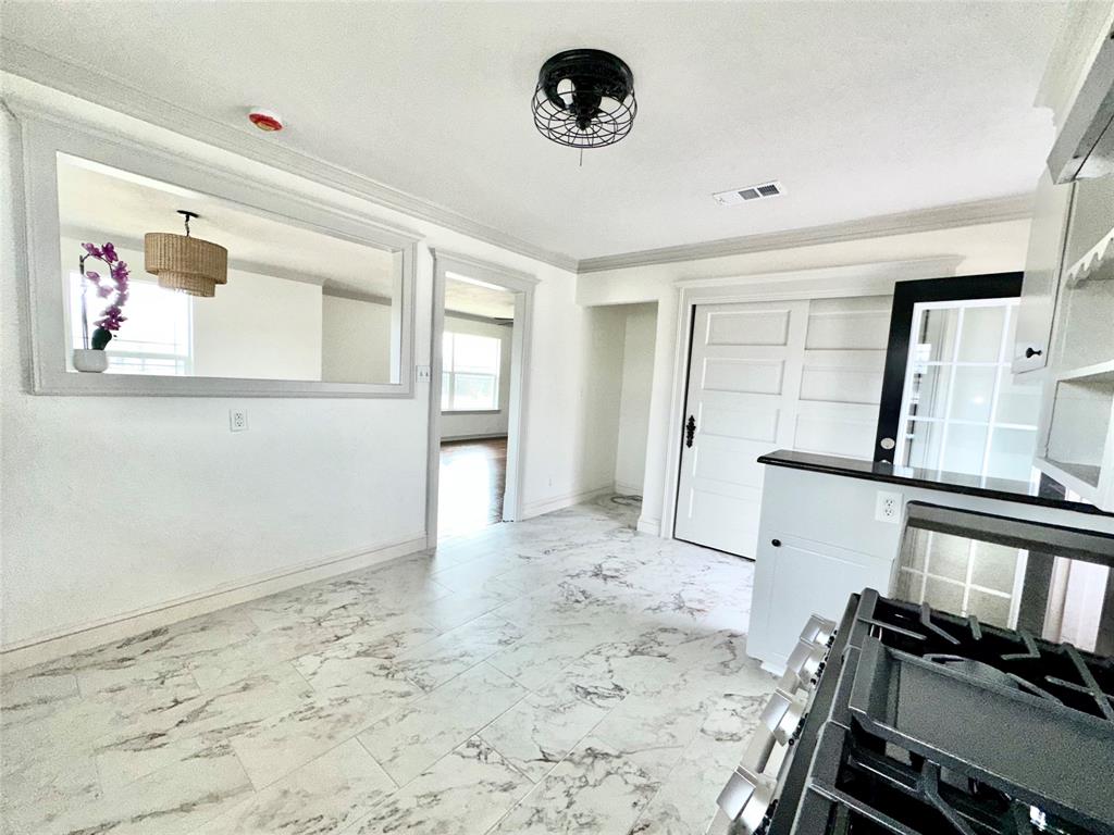 B F Boydston Surv Abs #14 - Residential