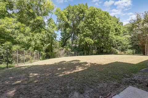 A home in DeSoto