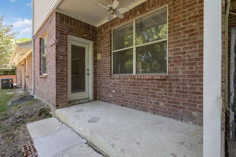 A home in DeSoto