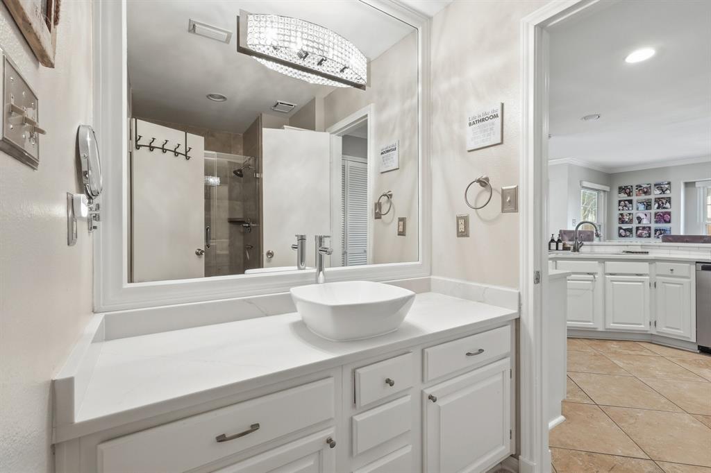 Shadowood Trail Condo - Residential