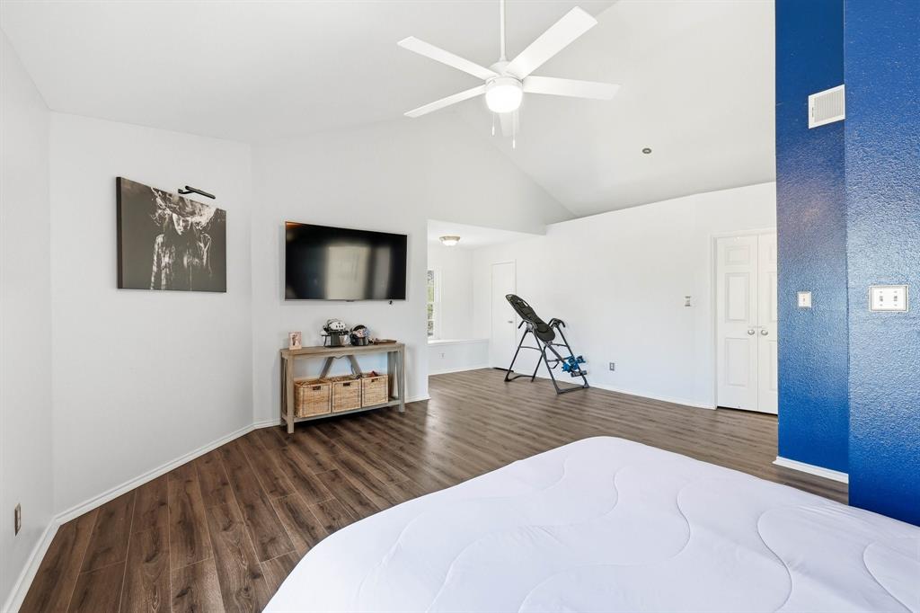 Shadowood Trail Condo - Residential