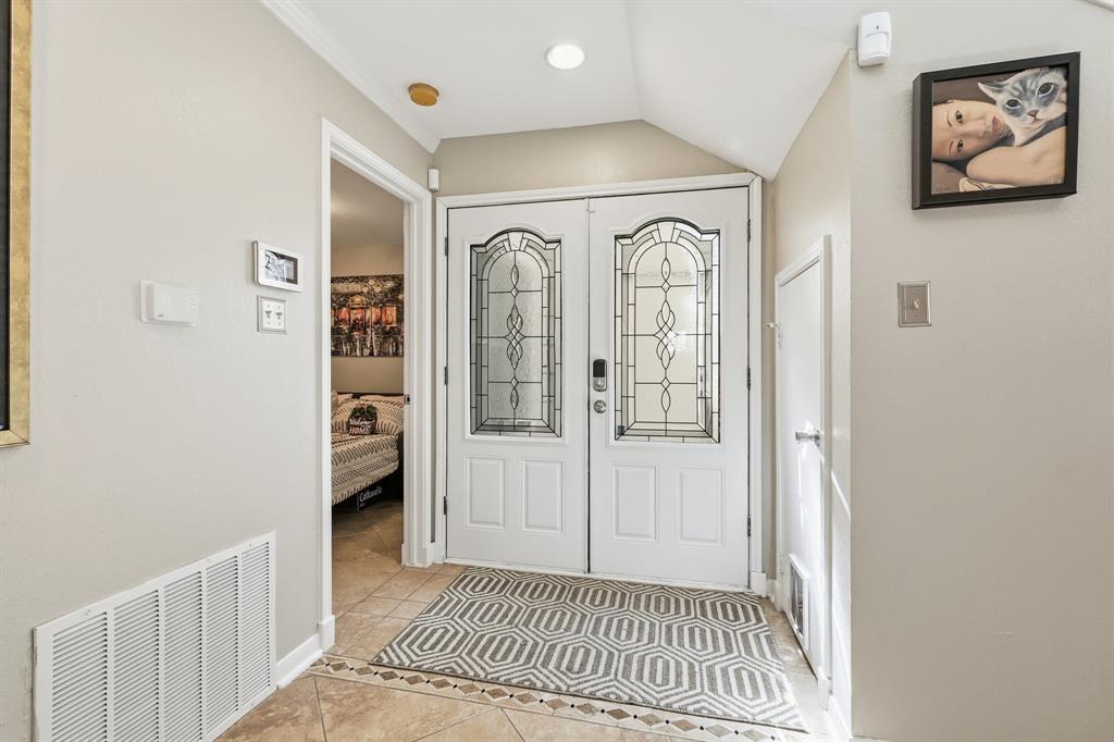 Shadowood Trail Condo - Residential