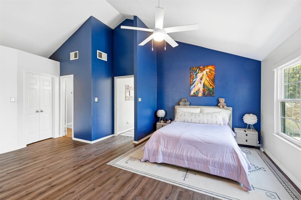 Shadowood Trail Condo - Residential