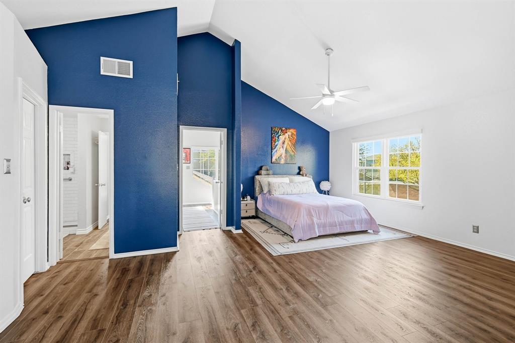 Shadowood Trail Condo - Residential