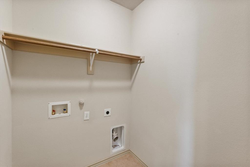 Midlothian Meadows V - Residential Lease