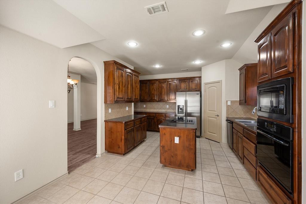 Midlothian Meadows V - Residential Lease