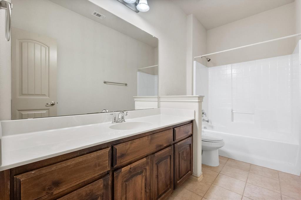 Midlothian Meadows V - Residential Lease