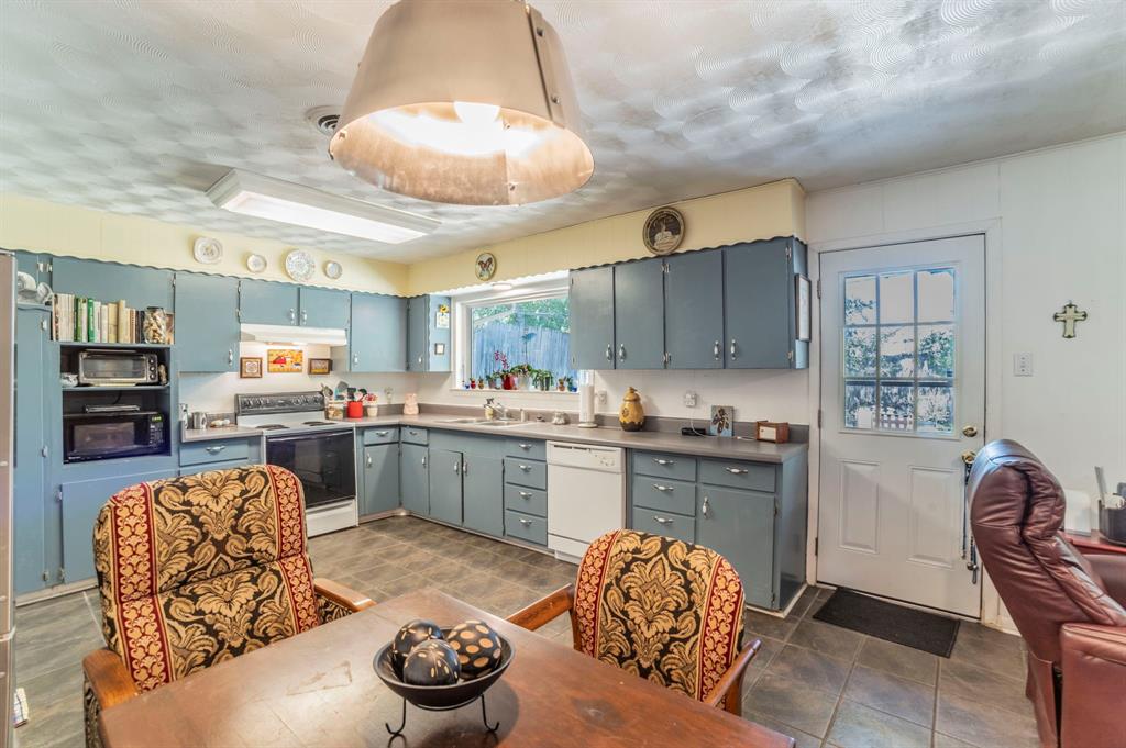 Oak Crest Estates - Residential