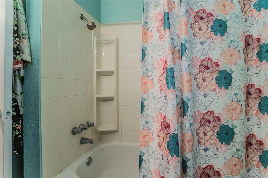 Oak Crest Estates - Residential