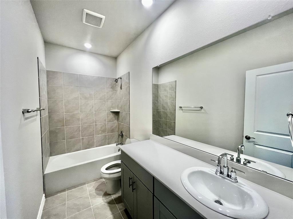 Briarwood Hills Ph 2 - Residential Lease