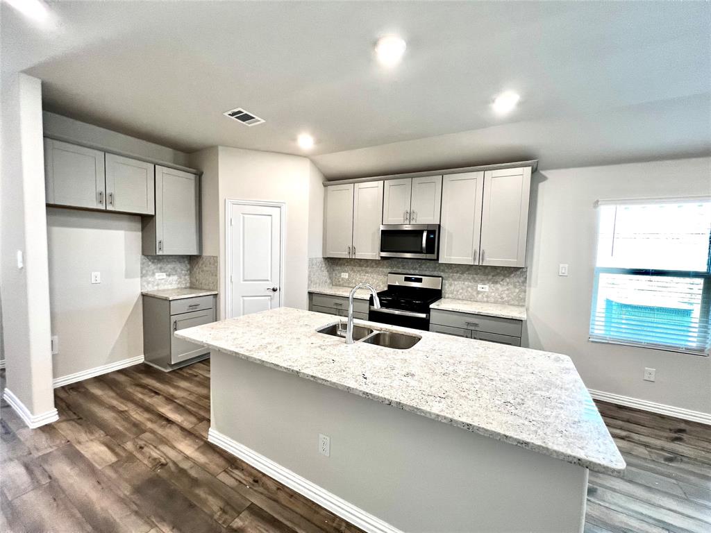 Briarwood Hills Ph 2 - Residential Lease