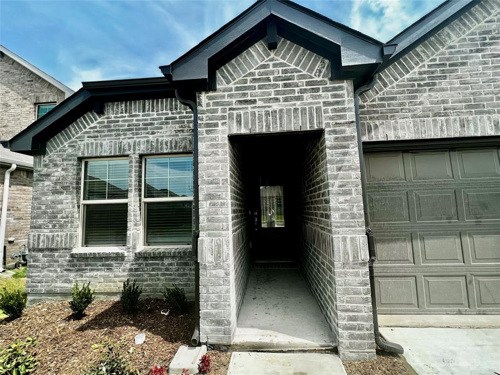 Briarwood Hills Ph 2 - Residential Lease