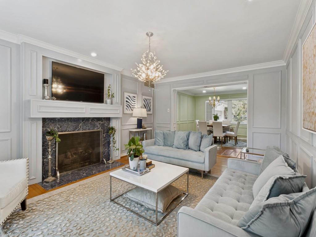 5832 Meadow Crest Drive