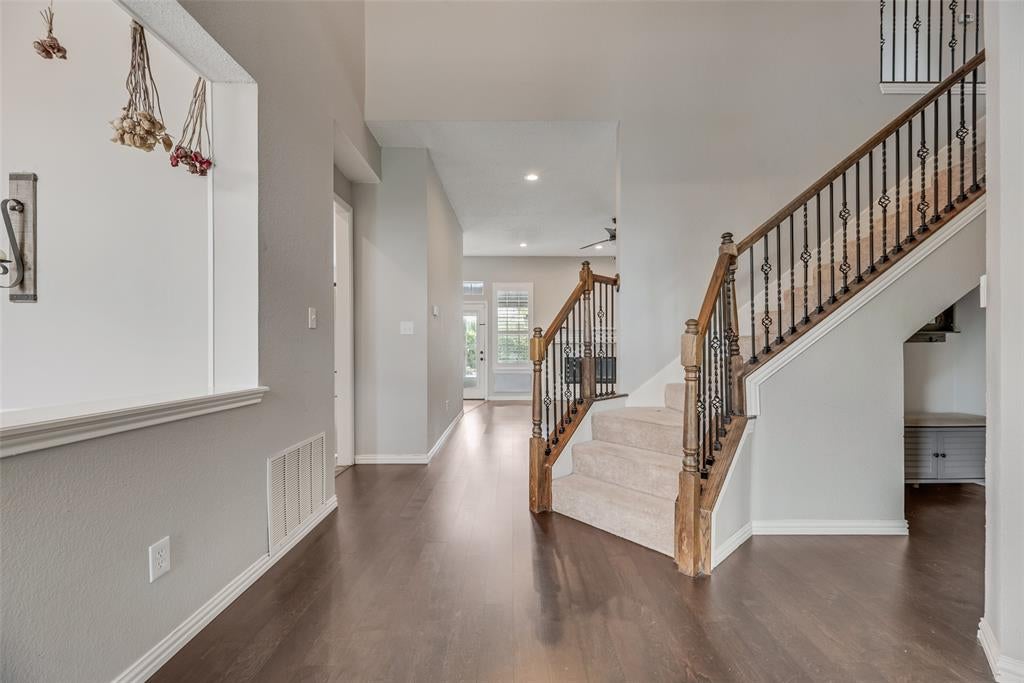 1501 Mission Ridge Trail