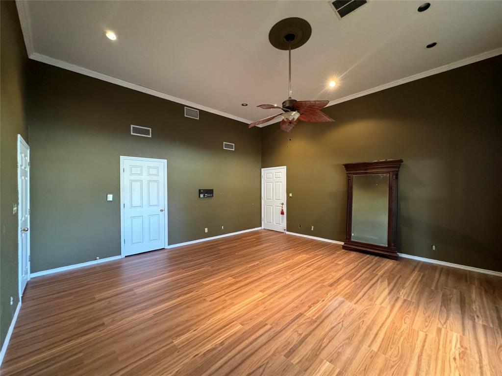 1500 Primrose Lane